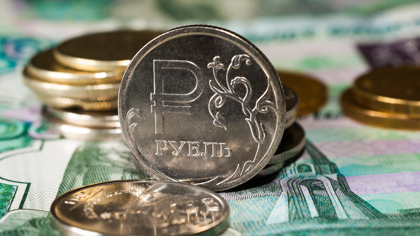 «Устойчивый рост зарплат»: как восстановление рынка труда отразилось на экономике России в 2021 году