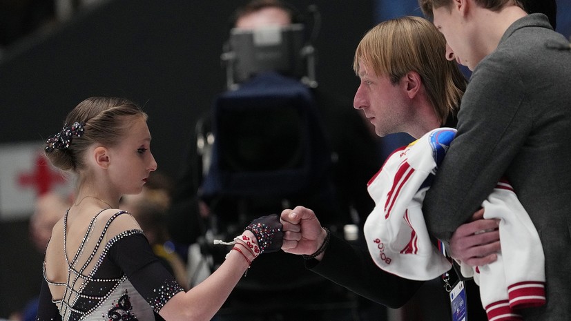 Плющенко не стал общаться с журналистами после короткой программы на ЧР 