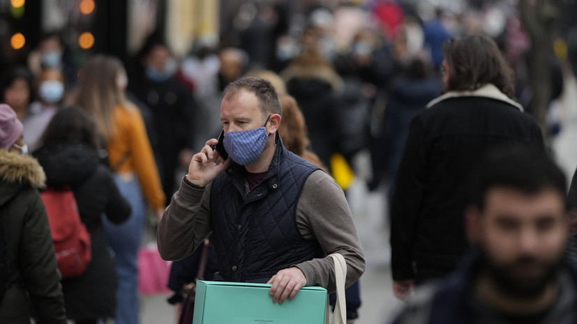 Профессор Вэнь усомнилась в эффективности тканевых масок против «омикрона»