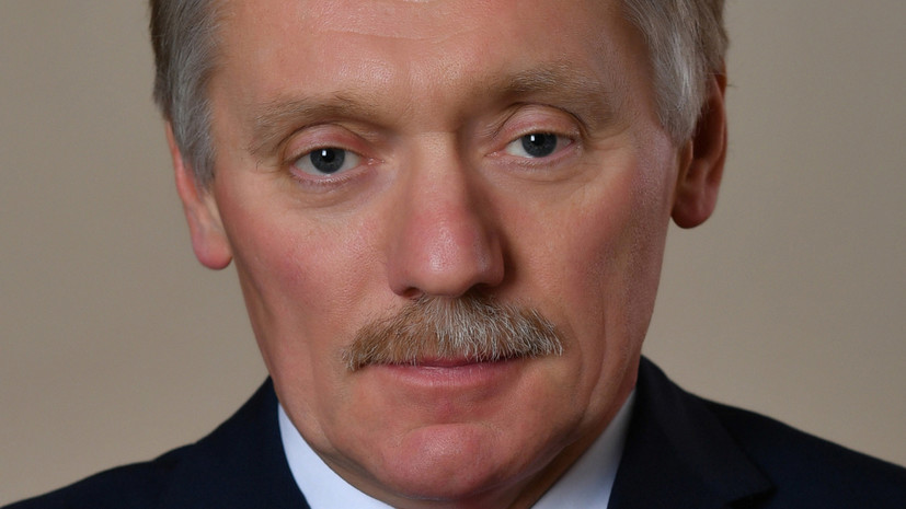 Песков рассказал, что дома он «строгий критик»