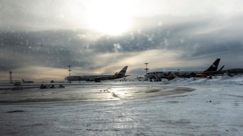 Более 80 рейсов задержано или отменено в аэропортах Москвы 1 января