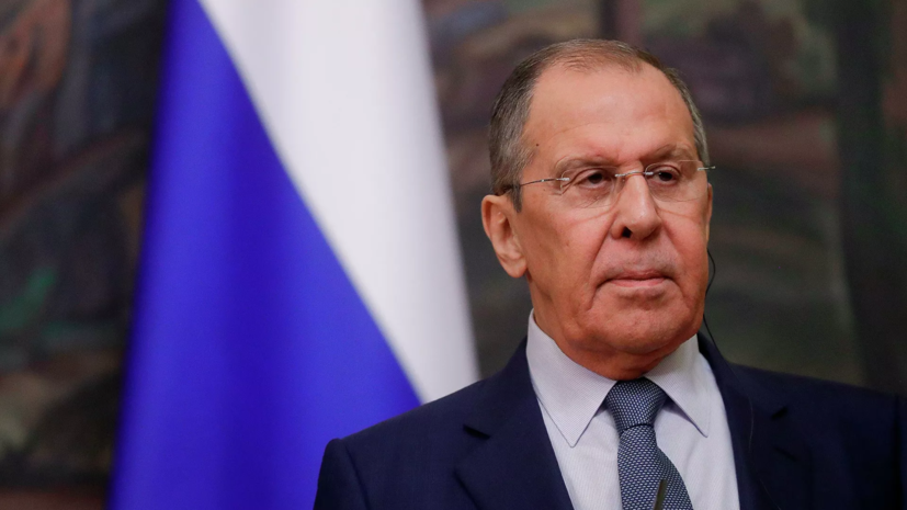 Лавров обсудил с главой МИД Китая ситуацию в Казахстане