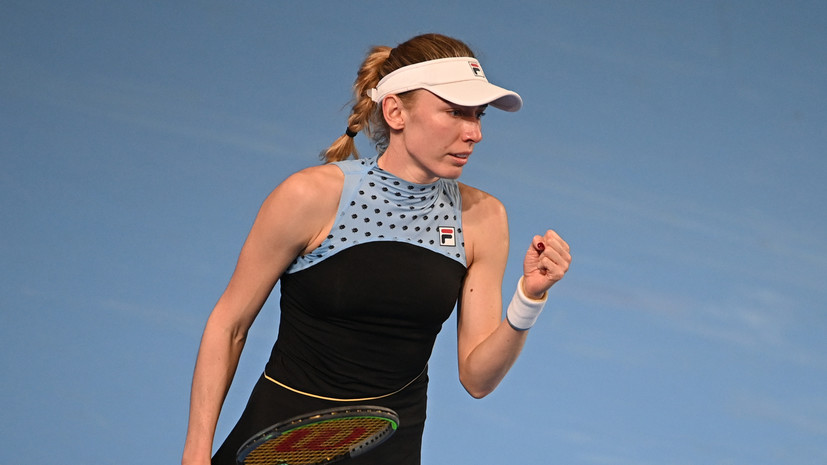 Александрова победила Шибахару и вышла в 1/8 финала турнира WTA в Сиднее