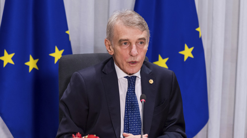 Глава ЕК назвала смерть председателя Европарламента Сассоли потерей искреннего демократа