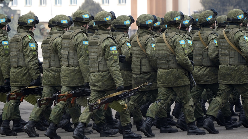 Генсек ОДКБ Зась назвал своевременным вывод миротворцев из Казахстана