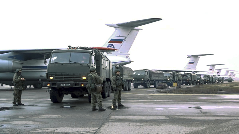 Первые подразделения российских миротворцев из сил ОДКБ вылетели из Алма-Аты в Россию