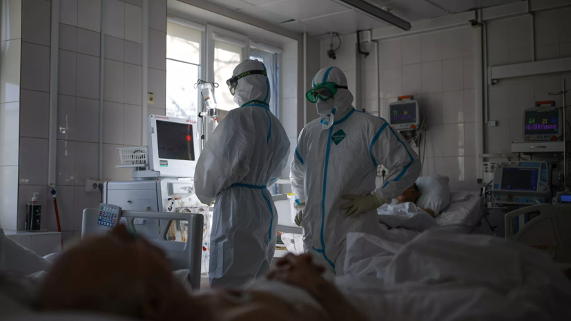В Туве выявили первые два случая инфицирования штаммом коронавируса «омикрон»