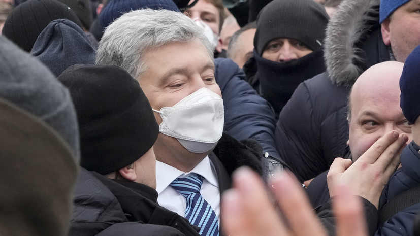 Порошенко прибыл в суд Киева на заседание по делу о госизмене