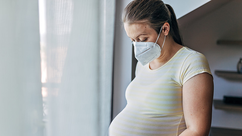 Педиатр Добрецова рассказала о возможных рисках COVID-19 для беременных