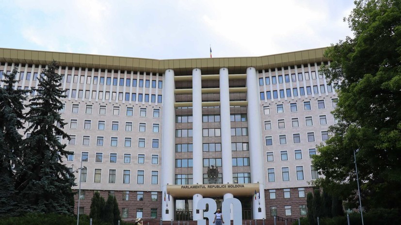 Парламент Молдавии 20 января рассмотрит вопрос введения режима ЧП из-за ситуации с газом