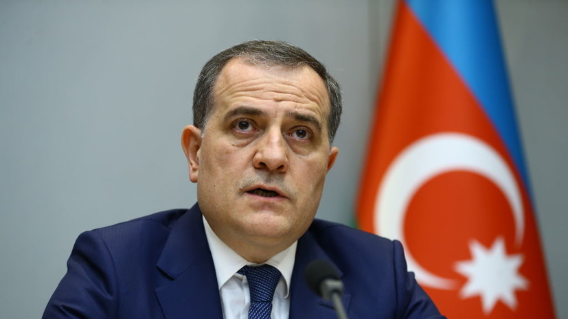 Глава МИД Азербайджана Байрамов заявил о поддержке процесса делимитации границ с Арменией
