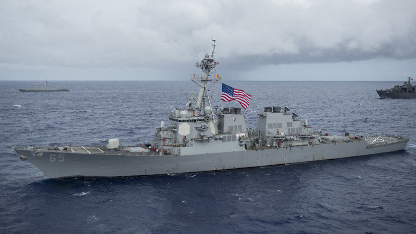 Американский эсминец Benfold вошёл в территориальные воды Китая у архипелага Сиша