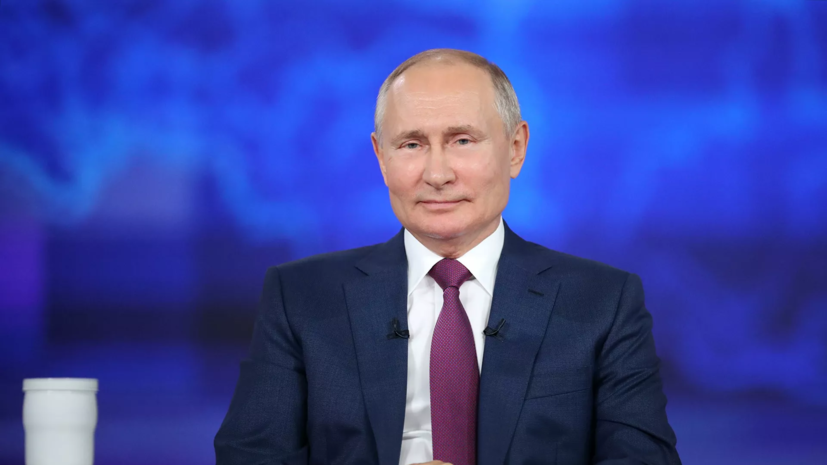 Путин поздравил ДОСААФ с 95-летним юбилеем