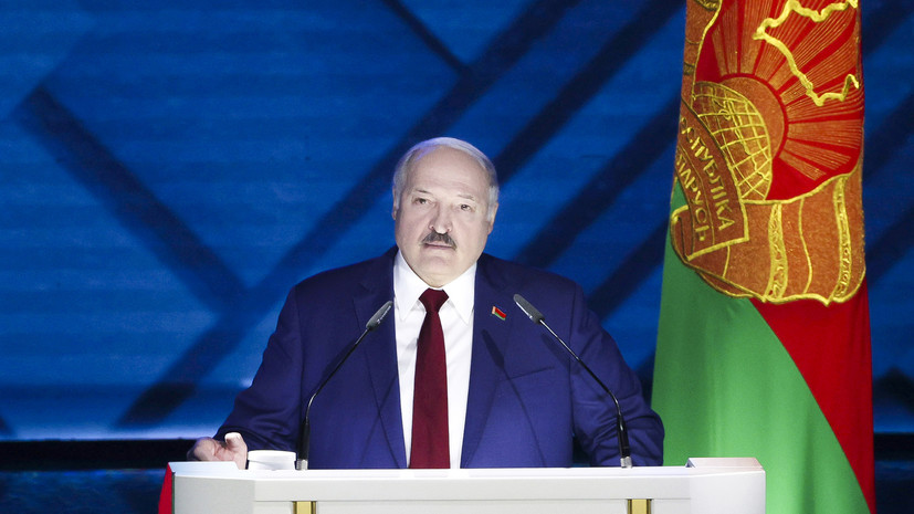 Лукашенко заявил, что является сторонником двух президентских сроков