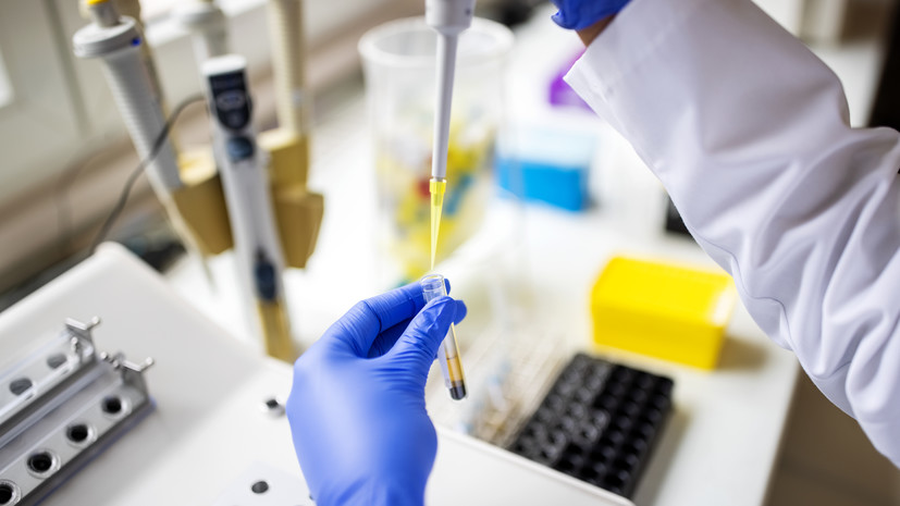 Вирусолог Нетёсов сравнил симптомы ОРВИ и «омикрона»