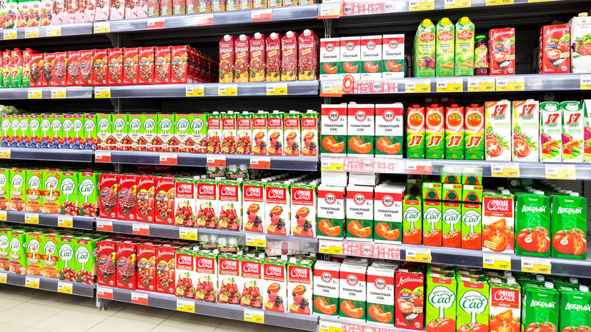Экономист Зубец высказался о динамике цен на соки