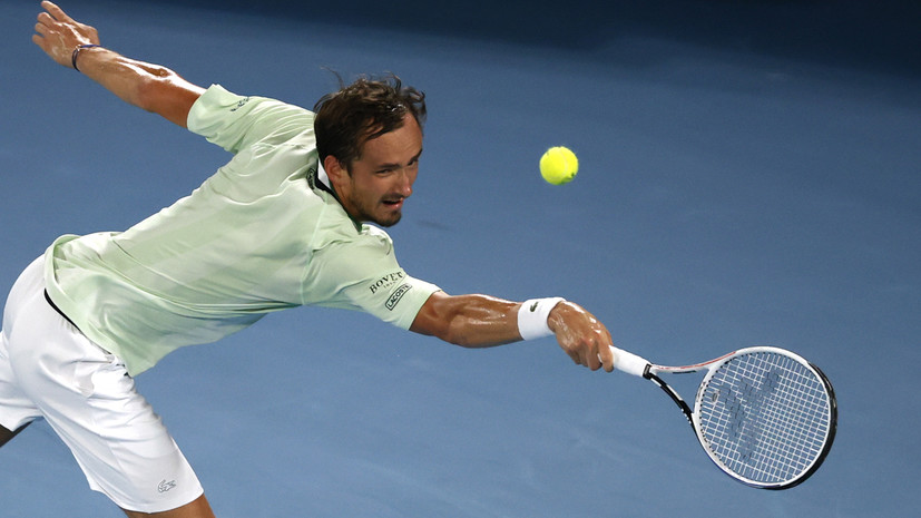 Чесноков назвал равными шансы Медведева и Надаля на победу в финале Australian Open