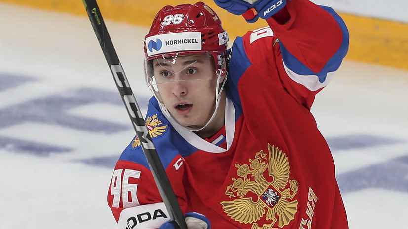 Гусев высказался об отсутствии Кузьменко в основном составе сборной России по хоккею