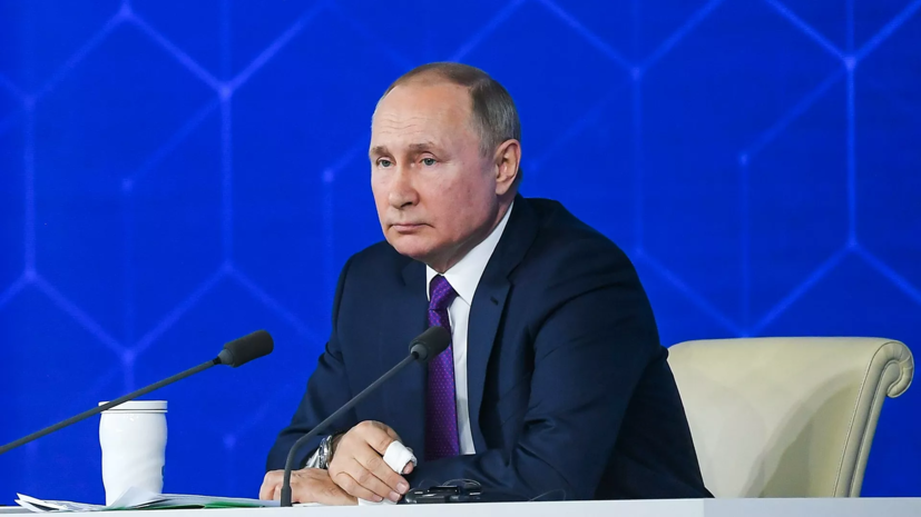 Путин заявил о возможном снятии ограничений для лиц, контактировавших с больными COVID-19