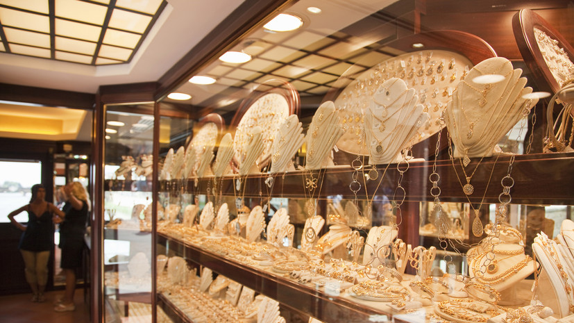 Экономист Цыганов назвал причины роста спроса на ювелирные украшения в России