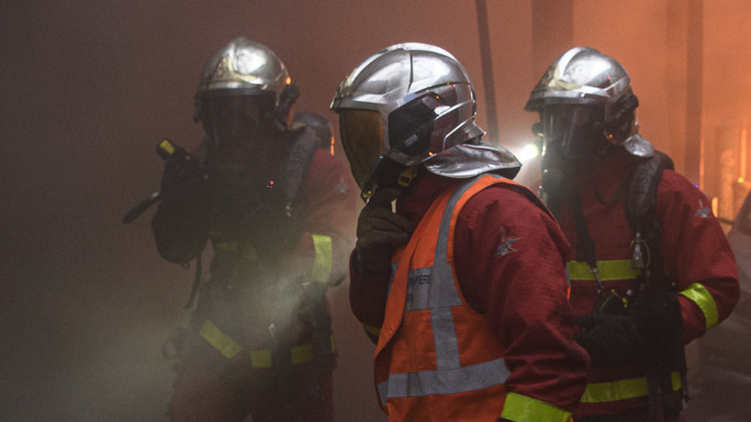 BFMTV: в Париже начался крупный пожар около музея Орсе