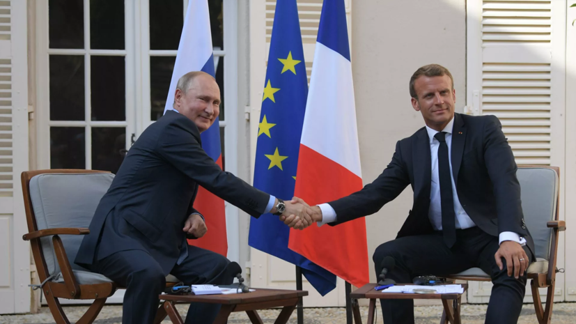 Президент Франции Макрон заявил о позитивном настрое перед встречей с Путиным в Москве