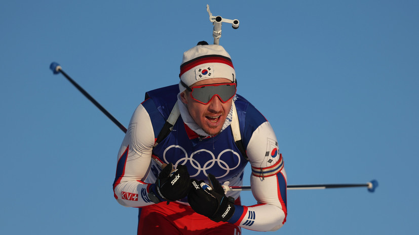 Лапшин ответил, почему российские биатлонисты кажутся зажатыми и серьёзными