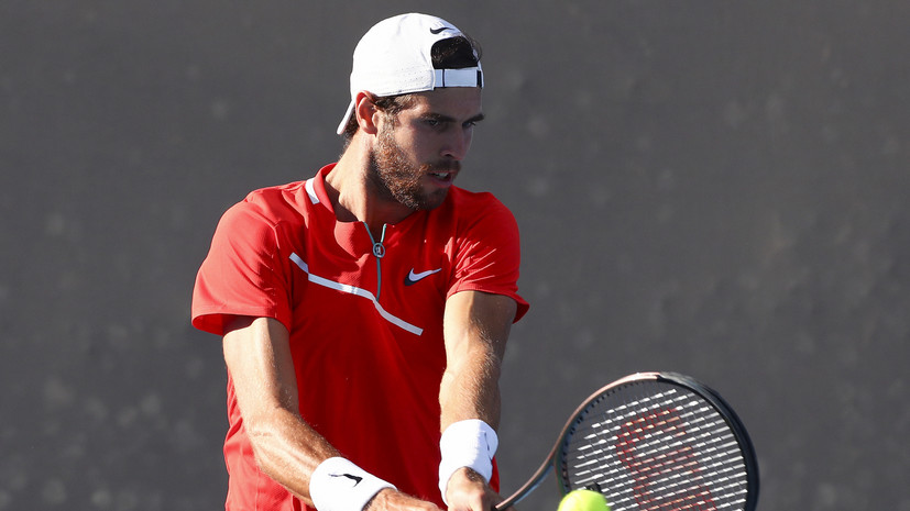 Хачанов в трёх сетах обыграл Попырина и вышел во второй круг турнира АТР в Роттердаме