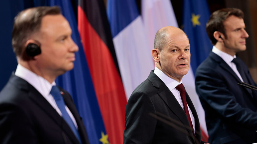 Канцлер ФРГ Шольц заявил о солидарности позиции по Украине с Францией и Польшей