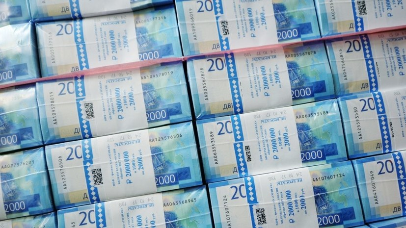 Чистый отток капитала из России в январе вырос до $12,8 млрд