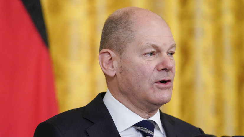 Шольц заявил, что в ходе визита в Москву и Киев повторит тезисы Макрона