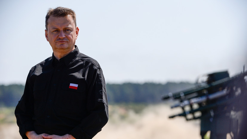 Министр обороны Польши Блащак сообщил о прибытии в страну британских военных