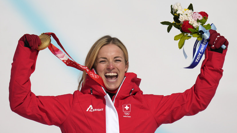 Швейцарская горнолыжница Гут-Бехрами завоевала золото в супергиганте на ОИ