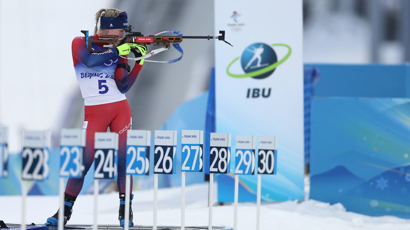 Норвежская биатлонистка Ройселанн выиграла спринт на ОИ-2022, Резцова — шестая
