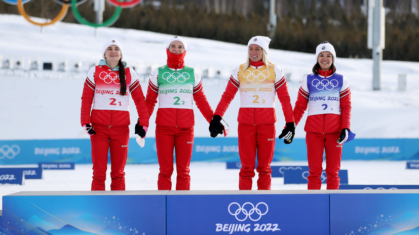Путин поздравил российских лыжниц с золотом в эстафете на ОИ-2022