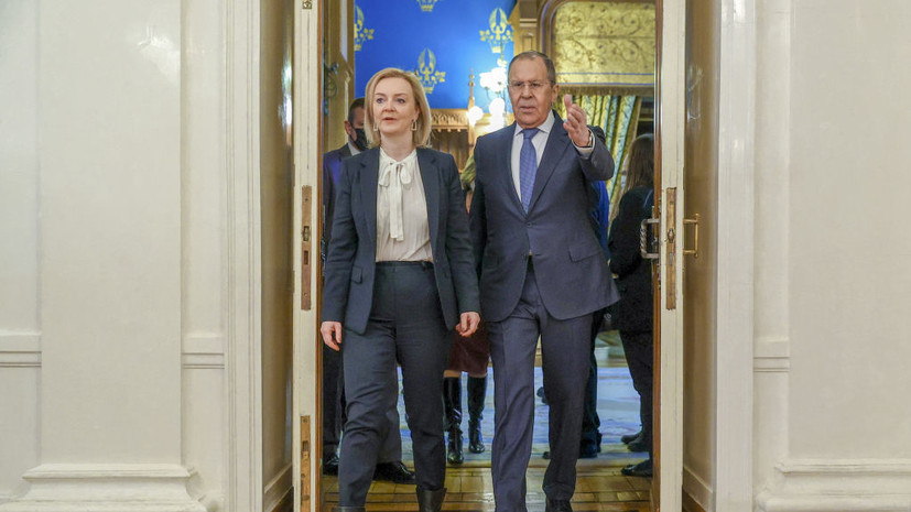 Журналистка Дежевски: невежество главы МИД Британии Трасс ухудшило отношения с Россией