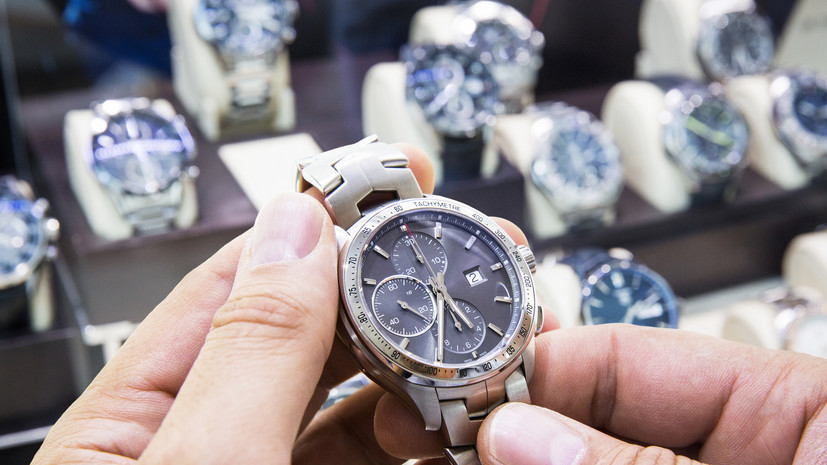 Исследование показало, какие подарки россияне хотели бы получить на 23 Февраля