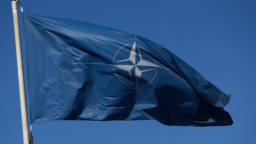 РИА Новости: НАТО попыталось вести разведку российских кораблей в Средиземном море