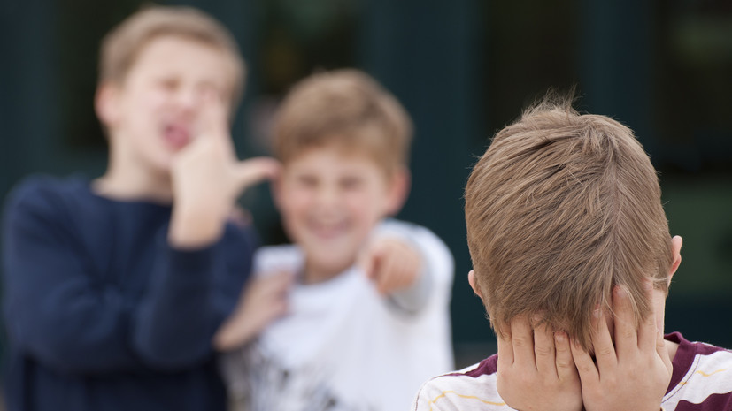 Советник детского омбудсмена Чуприков высказался об идее закрепить понятие буллинга на законодательном уровне