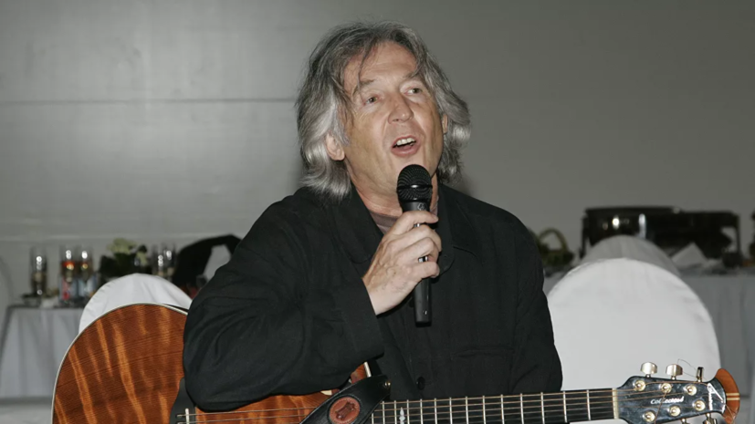 Юрий Антонов поздравил Вячеслава Малежика с 75-летием