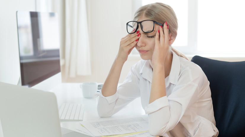 Сомнолог Прокопьева рассказала о возможных причинах дневной сонливости