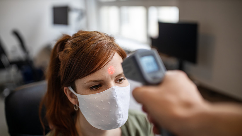 Врач Серебренникова рассказала о «температурном хвосте», который может быть у переболевших COVID-19