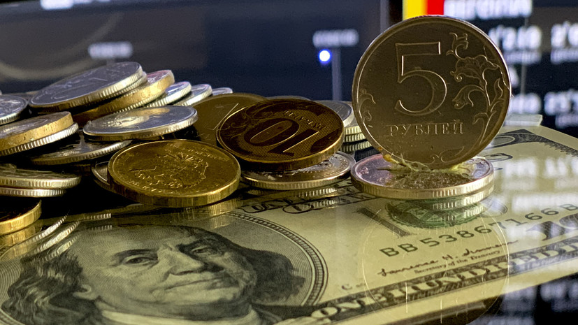 Курс доллара поднялся выше 78 рублей