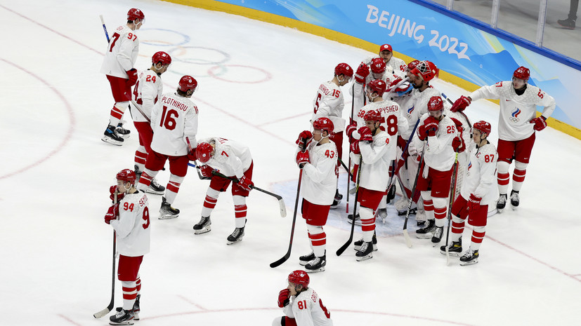 Хоккеистов сборной России встретили аплодисментами в Москве