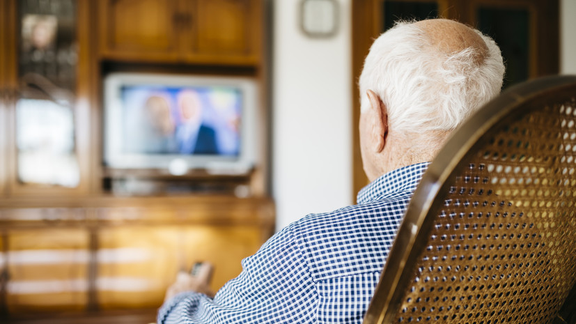 Экономист Цыганов оценил перспективы платного телевидения в России