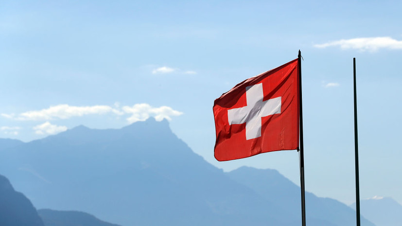 Швейцария вводит санкции в отношении трёх российских банков и 336 депутатов Госдумы