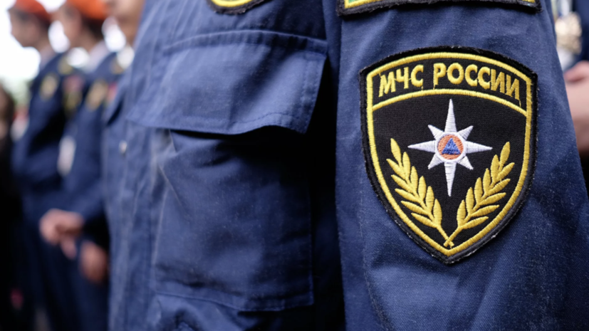 Трое горняков оказались под завалами после обрушения на шахте в Ростовской области