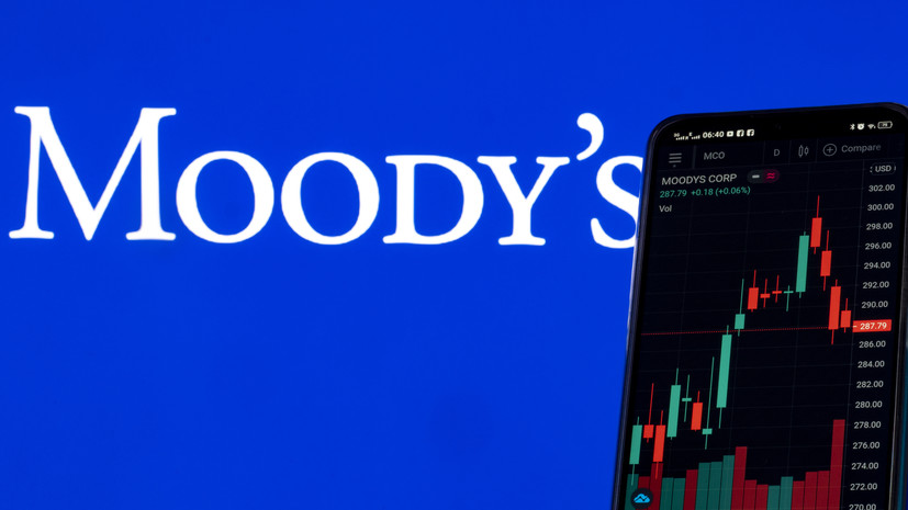 В Минфине связали решения Moody's и S&P по рейтингу России с геополитическими факторами