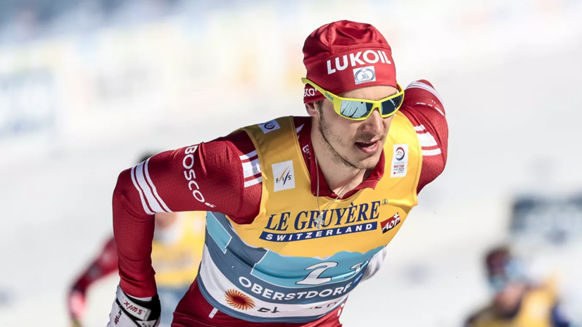 Ретивых столкнулся с китайским лыжником в финале спринта на этапе КМ в Лахти