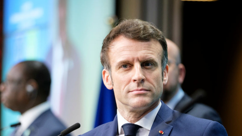 Макрон 28 февраля проведёт переговоры с канцлером ФРГ Шольцем и главой ЕК фон дер Ляйен